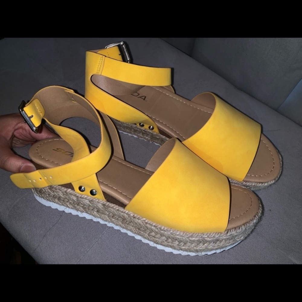 Espadrilles